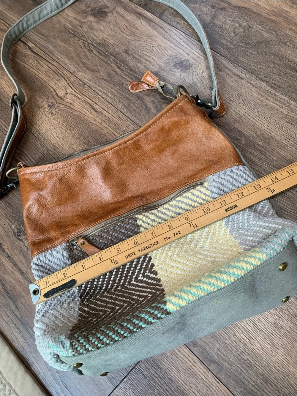 Myra Bag Brown Leather & Multicolor Woven Hobo